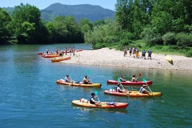 ¡HAZ EL DESCENSO DEL SELLA este Septiembre!. HOTEL+DESAYUNOS+DESCENSO en Canoa desde ¡2 NOCHES! ¡Un planazo en Asturias! (Soto de Cangas) - Traventia
