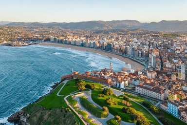 GIJÓN ¡Una de las ciudades más bonitas de ASTURIAS! HOTEL 3* céntrico con DESAYUNO+Free TOUR (nov-dic) - Traventia