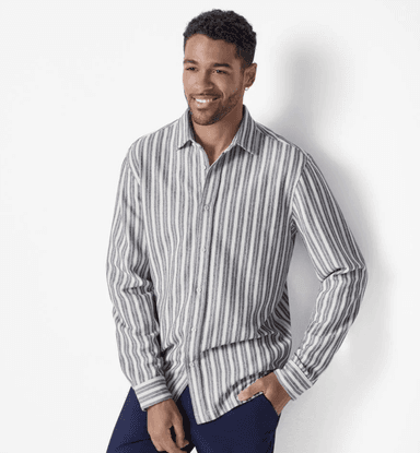 Chemise Homme Esmara Men - Coupe près du corps, col Kent, blanc/bleu ou bleu marine, Tailles S à XL - Lidl