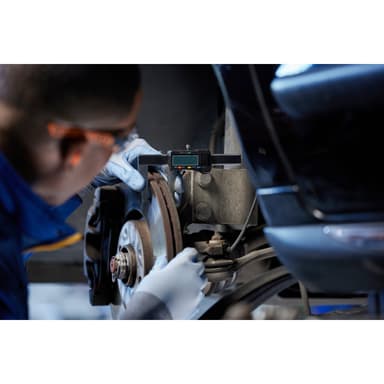 Diagnostic complet du système de freinage offert (Disques / plaquettes / tambours / liquide) - Norauto
