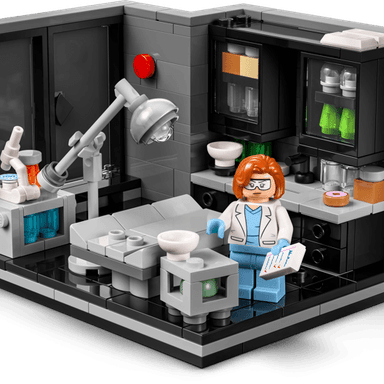 Métamorph en Carapuce Soirée TV offert dès 130€ d'achat Pokémon SP ou The X-Files: laboratoire de Scully offert pour l'achat du set Xfiles - Lego