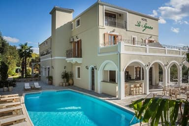 Kefalonia La Signora 3 Star 7 nights 2 people £522 including flights from Stansted via Ryaniar and hotel with breakfast - Holiday Pirates