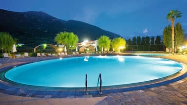 4 Nts 2 Adults B&B w/Balcony (19-23 Jul) Kefalonia, £39.32pp per night TUI Manchester Flights, 10kg Luggage Plus Backpack & Breakfast +Taxes - First Choice