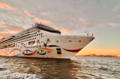 11 Night Iceland, Scotland & Norway Cruise | Norwegian Star | 2 Adults | Inside Cabin | Full Board | Southampton to Reykjavik | 23 Aug 2026 - Iglu Cruise