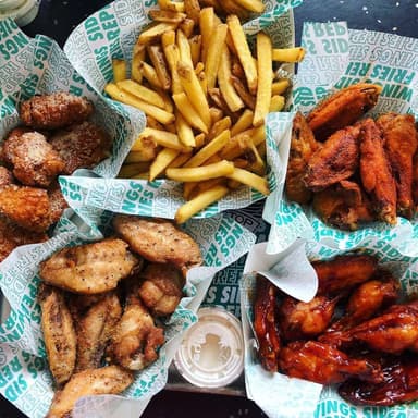 2,000 free portions of 10 Wingstop Wings / Boneless (10 flavours) + Dip (Ranch, Blue Cheese, Honey Mustard) - 20 stores, 100 each - Wingstop
