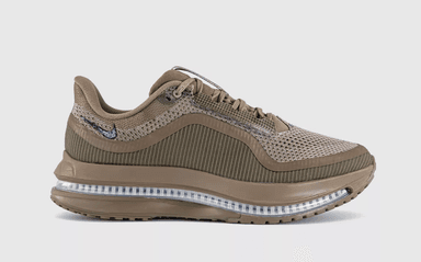 Nike Pegasus Premium SP Trainers, Caldera Brown - Sizes 5 - 10 w/Discount for Carers Code - Free Click & Collect - Offspring