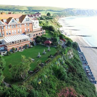 Two nights Dorset - Swanage (Nov 2026 to Apr 2027) - Grand hotel Swanage for 2 adults + Daily full English b'fast - £49.50 per nt (members) - Travelzoo