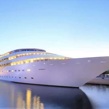 London 4* Sunborn Yacht hotel - overnight stay king room w/ dock view for 2 people - £99 to £109 per night - select dates Aug / Sep / Jan - Secret Escapes