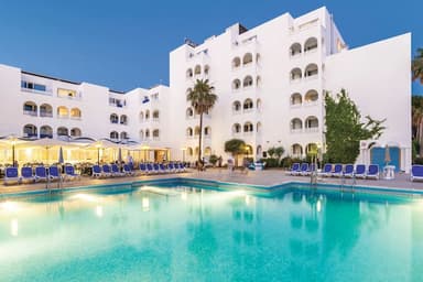 7 Nts All Inclusive Menorca £403.83pp - Globales Apartmentos Lord Nelson Santo Tomas, Gatwick 21 Sept (Full Tui Package - Cases & Transfers) - Holiday Hypermarket