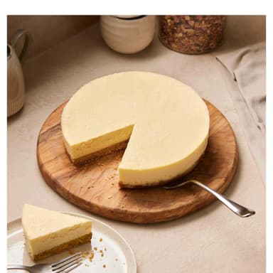 Sainsbury's New York Baked Vanilla Cheesecake 1kg / White Chocolate & Berry Cheesecake 950g £6.75 Nectar Price - Online 5 Days To Prepare - Sainsbury's