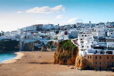 19-26 August, Return flights to Faro, Portugal from Glasgow Prestwick - hand luggage 40x20x30cm - Ryanair