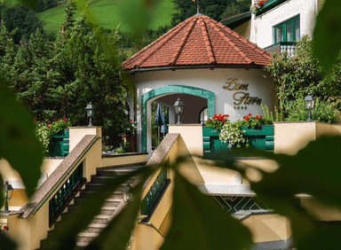 Bad Hofgastein Hotel zum Stern | 2 Ü im Doppelzimmer + Halbpension inkl. 3-Gang-Abendmenü & Wellness, ruhige Bergpanoramalage | bis Okt. 26 - Travelcircus