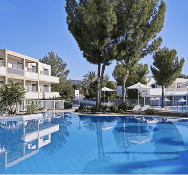 Rhodos: Kiotari Miraluna 4* Hotel direkt am Strand | 7 N für 735€ für 2 P inkl. All Inclusive, ein À-la-carte-Dinner, Wein und Obstkorb - Voyage Privé