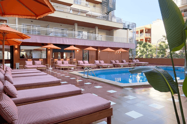 Mallorca Urlaub: 5 Nächte inkl. Flüge & renoviertes Hotel mit Brunch am Ballermann (2 Personen) - Urlaubspiraten