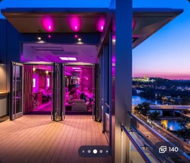 Prag: 5* Hilton Hotel Atrium (inkl. Frühstück, Wellness, Pool & SPA) für 2 Personen ab 80€ (ca. 40€ pro Person) / August - Trivago