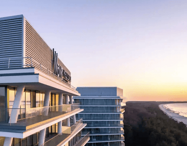 Polen/Ostsee: Wave Misdroy Resort & Spa Hotel 5* | 5 N/2P im Deluxe Apt. mit Meerblick für 596,90€ inkl. Frühstück, Wellness & Parkplatz - Voyage Privé