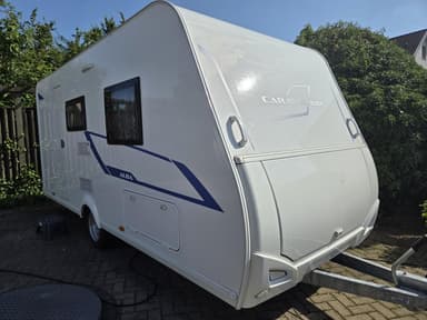 Caravelair Alba 472 Wohnwagen / 1.300kg / Schlafplätze / XPS-Isolierung / Längsbetten / Dusch-Paket / Stoßdämpfer / 2026er Neufahrzeug
