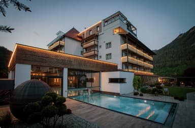 4* Hotel im Tiroler Oberland: 3 Nächte inkl. Halbpension Plus (2 Personen) - Urlaubspiraten